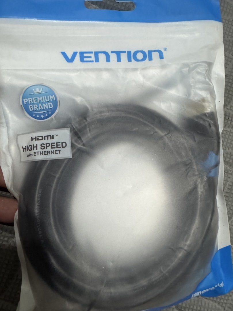 HDMI brand new (Category: Cables & Adaptors) located in Pasig City. Submitted by rodzrox (Listing ID 1447800627, Image 1). Description: .