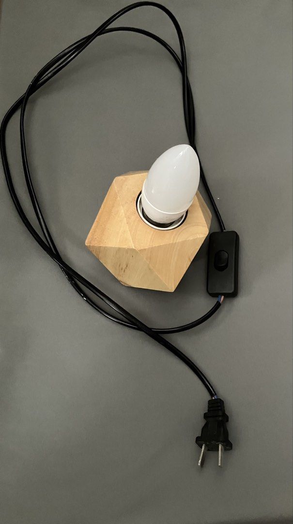 Hexagonal Lamp Base E27 Lighting (Category: Lighting) located in Singapore. Submitted by brownssss (Listing ID 1447715915, Image 2). Description: Lamp Base holds E27 light bulb Take note: - plug head is not UK/SG style, it needs an adaptor -light bulb is not included, if you want it top up $2 -needs to align the cable at the correct alignment sometimes, else won’t light up .
