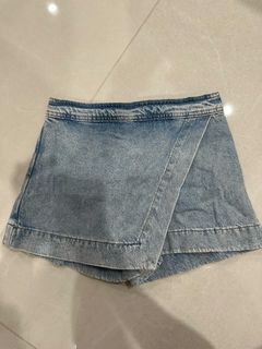 (Category: ) located in . Submitted by sarah9 (Listing ID 1447803324, Image 1). Description: .