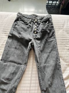 (Category: ) located in . Submitted by user19826 (Listing ID 1447752850, Image 1). Description: .