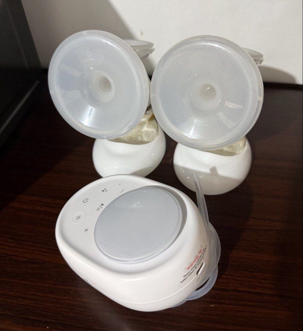Horigen Wondermore Double Electric Breast Pump (Category: Breastfeeding & Bottle Feeding) located in Makati City. Submitted by arianne97 (Listing ID 1447719215, Image 3). Description: - Horigen Wondermore Double Electric Breast Pump - Professional feeding care for mothers - Includes: pump, tubing, bottles - Easy to use and clean - Feel free to message me with any questions. - with horigen hands free cups 2pcs -used only for 3 mos - FREE nippl* me