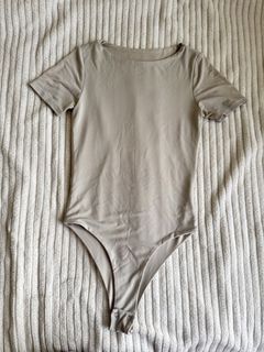 (Category: ) located in . Submitted by _anythingpreloved (Listing ID 1447749050, Image 1). Description: .
