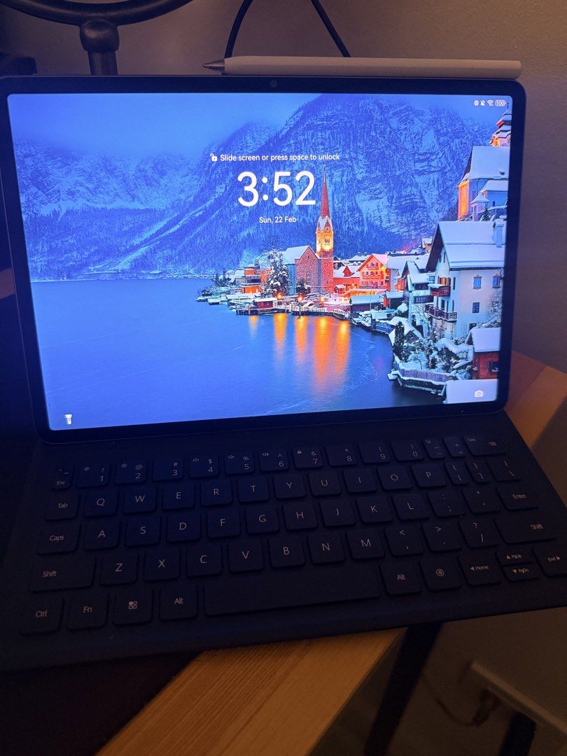Huawei MatePad 11.5”S with Keyboard Case and Pen (Category: Android) located in Bacoor. Submitted by karenamulflor (Listing ID 1447815872, Image 1). Description: Purchased last Nov 2025 Almost not used Good as new No box Keyboard case + pen Meet up, weekends only.