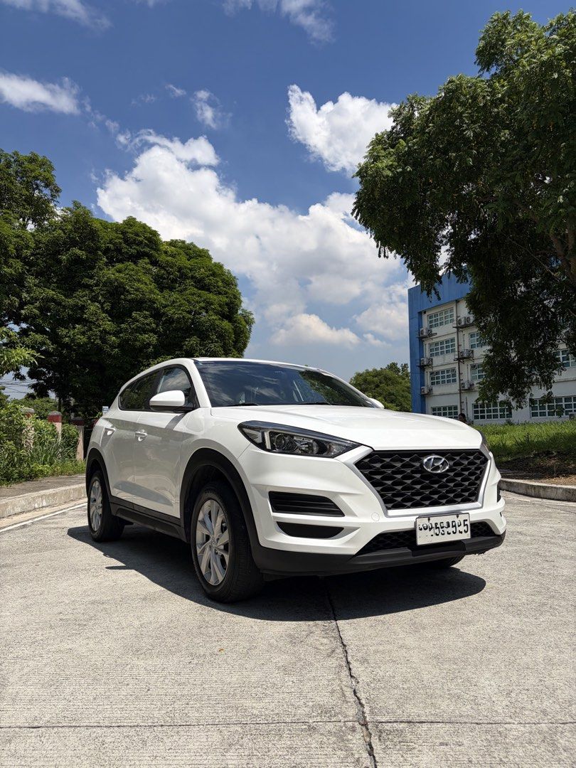 Hyundai Tucson 2.0 CRDi (A) (Category: Used Cars) located in Quezon City. Submitted by fritzjerra04096 (Listing ID 1447780966, Image 1). Description: FOR SALE: 2019 Hyundai Tucson GL 2.0 TurboDiesel AT Pearl White | Well-Maintained | Lowest in the Market ✅ 2019 GL Model ✅ 2.0L CRDi Diesel Engine – Powerful yet fuel efficient ✅ Automatic Transmission ✅ 67,000 KM Mileage ✅ Pearl White ✅ Cold A/C (Up to 8° C) ✅ Clean Interior & Exterior ✅ Smooth Shi