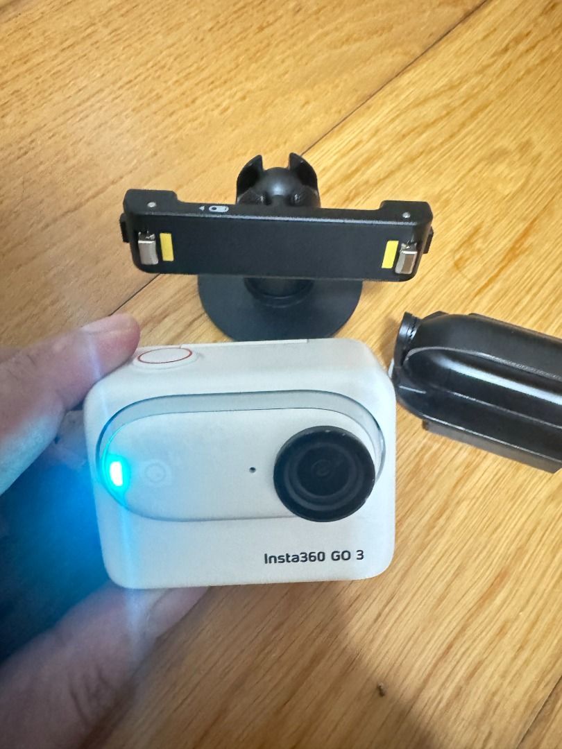 Insta360 GO 3 Tiny Mighty Action Cam 128GB (Category: Cameras) located in Makati City. Submitted by wesley.phvan (Listing ID 1447831449, Image 2). Description: - Insta360 GO 3 Action Camera - Tiny yet Mighty - 128GB Storage - Perfect for capturing adventures - Small and easy to carry anywhere - Get yours today!.