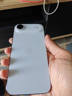 (Category: ) located in . Submitted by tech_junkie_sg (Listing ID 1447725704, Image 1). Description: .