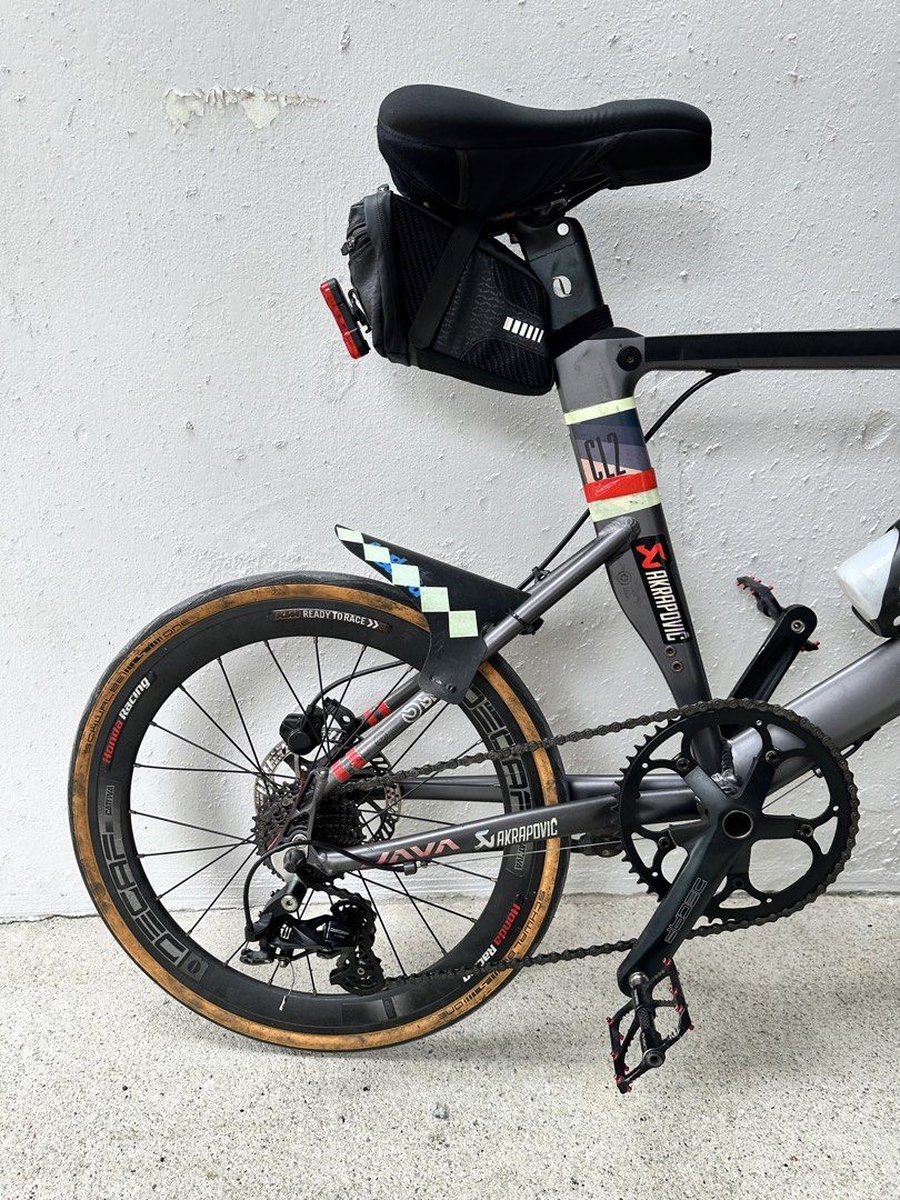 JAVA CL2 Mini Velo (Category: Bicycles) located in Singapore. Submitted by kc393 (Listing ID 1447803459, Image 3). Description: - Grey Mini Velo - Front basket included - Water bottle - New tyres - Ready to ride - Ideal for PCN & city commutes.