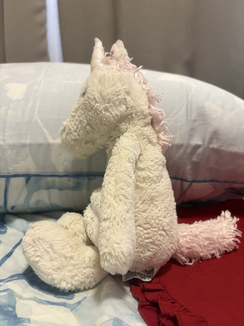 Jellycat Cream Bashful Bunny small (Category: Plushies & Soft Toys) located in Cainta. Submitted by frannyyu (Listing ID 1447753987, Image 2). Description: 🎀 ABOUT THE ITEM - Selling Cheap - Small Size - Dm for questions, and more photos if sure buyer RFS: DECLUTTERING PAYMENT AND SHIPPING : 💰: GCASH / BANK TRANSFER 🚚 : LALAMOVE, J&T, GRAB, ETC. .