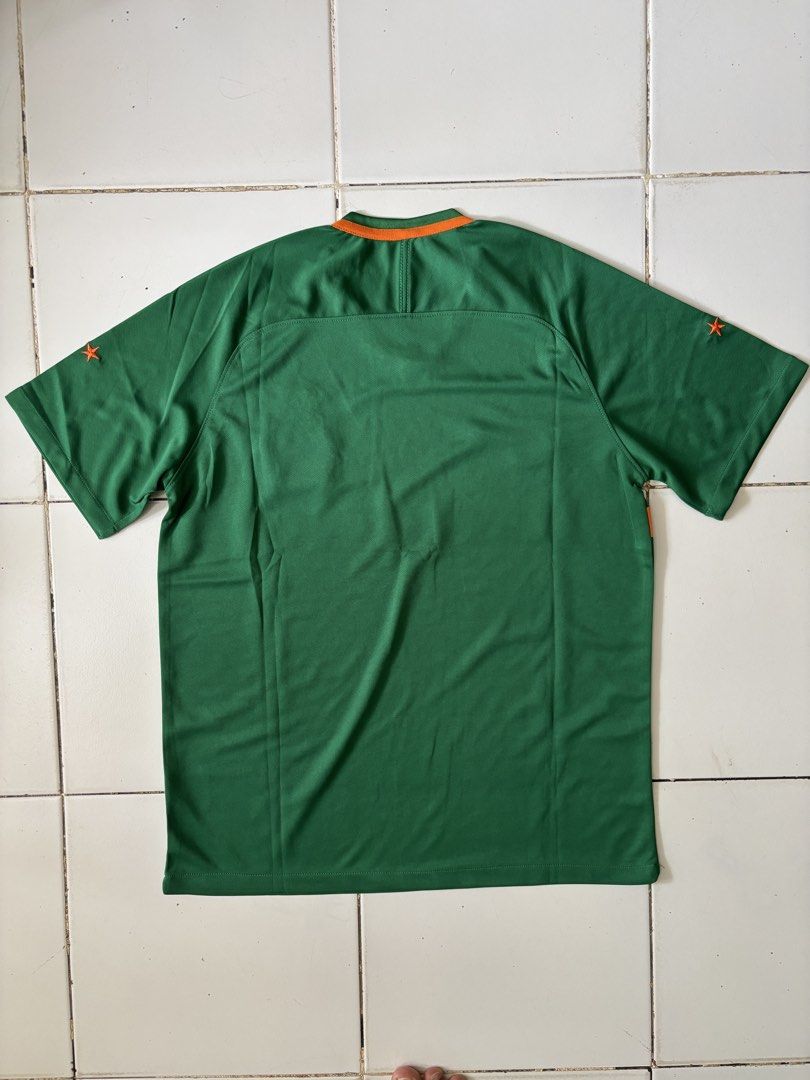 Jersey Pantai Gading (Kategori: Baju Olahraga) berada di Merangin. Dikirim oleh jersey_medioker (ID iklan 1447800601, Gambar 2). Deskripsi: Ld 50 P 70 .