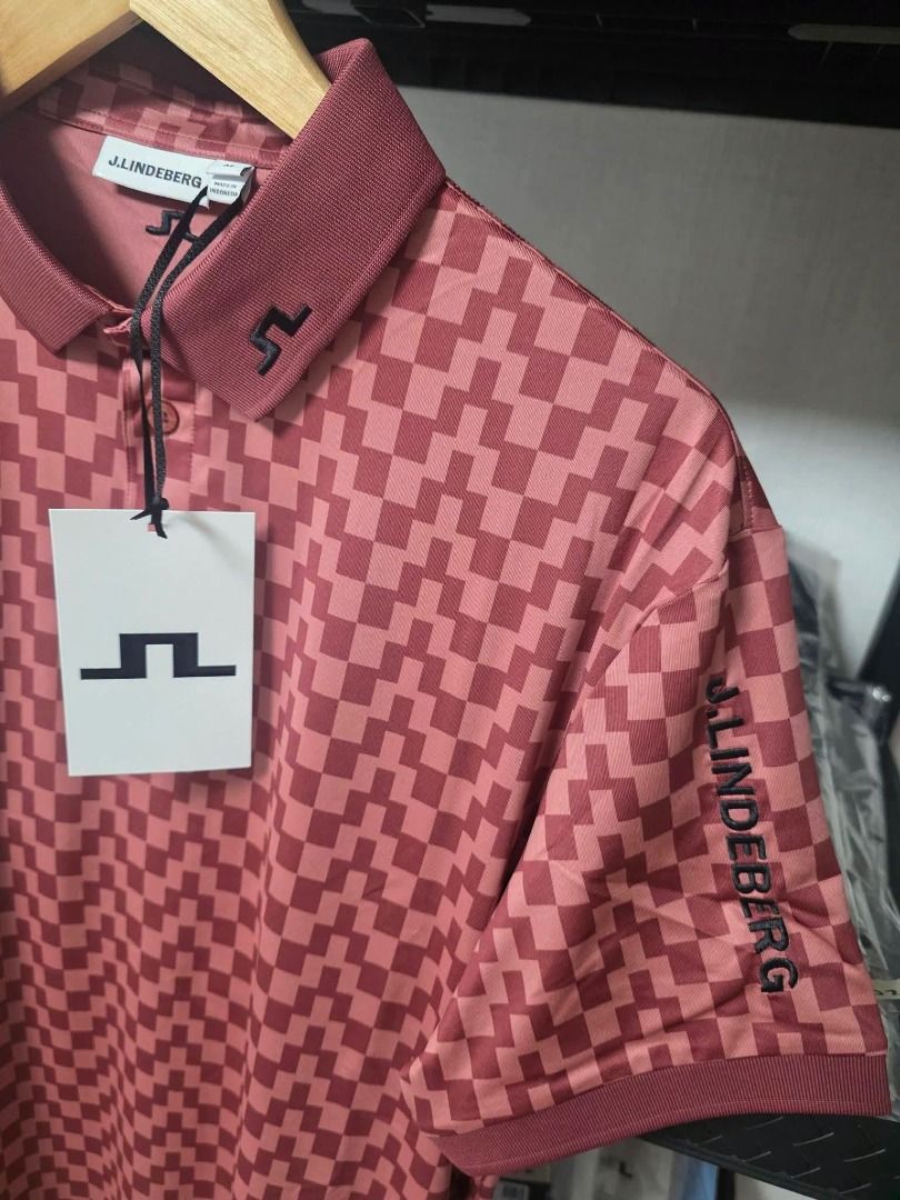 j.lindeberg Tour Tech Golf Polo (Med & Large) (Category: Activewear) located in Santa Rosa. Submitted by omnicronzxc (Listing ID 1447837760, Image 2). Description: ✅️ 5,600 each add shipping JnT 🔴Medium Width: 21.5 Length: 27.5 🔴Large Width: 22.5 Length: 28.5 Regular Fit po COLOR: Bridge Stack Apple Butter .