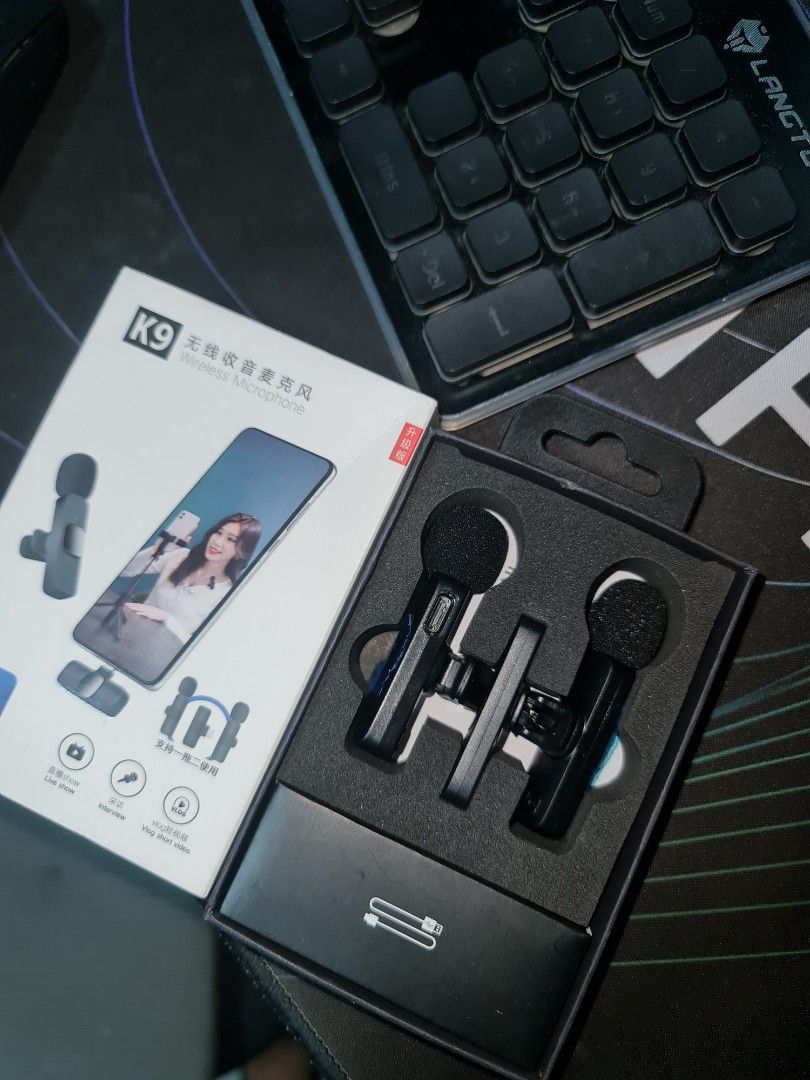 K9 Microphone Lapel (Category: Microphones) located in Manila. Submitted by tinythine080515 (Listing ID 1447841024, Image 2). Description: The K9 Wireless Lavalier Microphone is a budget-friendly plug-and-play lapel mic designed for smartphones (Type-C and Lightning).