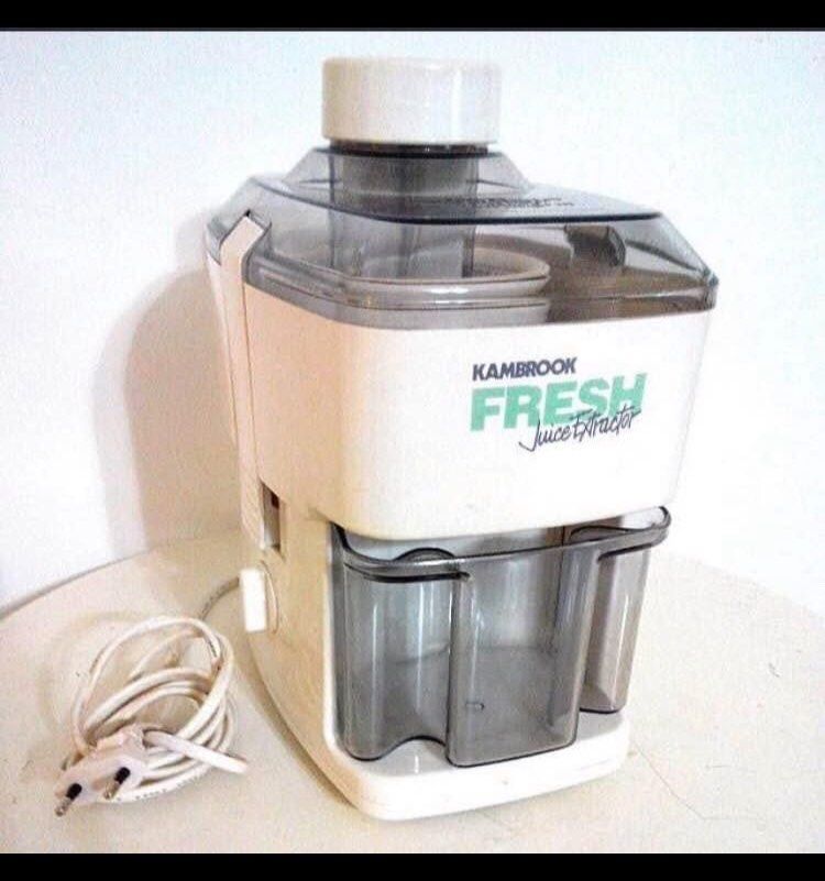 KAMBROOK FRESH Australia Juicer (Category: Juicers, Blenders & Grinders) located in Marikina City. Submitted by theconstantdeclutterer (Listing ID 1447700000, Image 2). Description: -Imported classic Kambrook Australia centrifugal juicer. Bought in Singapore. No box. Used a few times then stored. May need a bit of cleaning w/ some yellowing due to storage. Medium size. Good for juicing fruits and veggies for a healthier you. Get this now! .