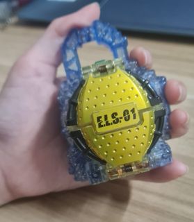 (Category: ) located in . Submitted by krystaltoys_collection (Listing ID 1447813406, Image 1). Description: .