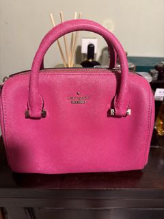 (Category: ) located in . Submitted by glam_doll (Listing ID 1447873529, Image 1). Description: .
