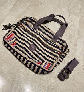 (Kategori: ) berada di . Dikirim oleh lukypreloved (ID iklan 1447846430, Gambar 1). Deskripsi: .