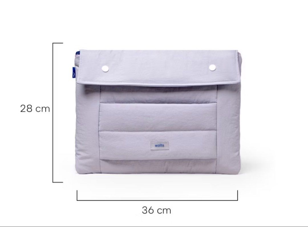 Laptop bag with sleeve (Category: Laptop Bags & Sleeves) located in Makati City. Submitted by yurideclutters (Listing ID 1447711949, Image 3). Description: .