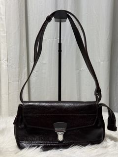 (Category: ) located in . Submitted by shoulderfashion (Listing ID 1447832499, Image 1). Description: .