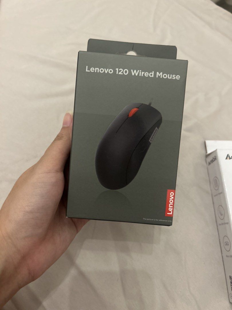 Lenovo Mouse + Numpad (Category: Mouse & Mousepads) located in Paranaque City. Submitted by nmalemania (Listing ID 1447837552, Image 2). Description: Lenovo Mouse - ₱699 in store Numpad - ₱350 in store Unused brandnew mouse, inopen lang yung box w/ free numpad.