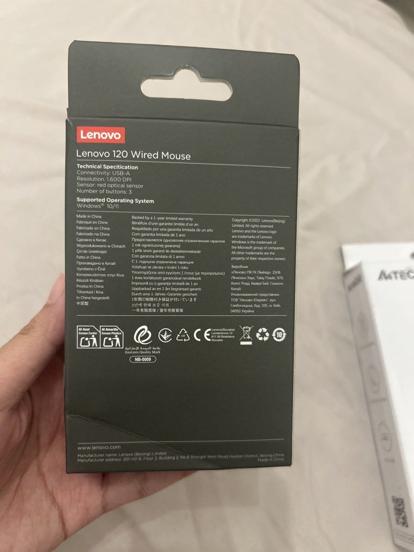 Lenovo Mouse + Numpad (Category: Mouse & Mousepads) located in Paranaque City. Submitted by nmalemania (Listing ID 1447837552, Image 3). Description: Lenovo Mouse - ₱699 in store Numpad - ₱350 in store Unused brandnew mouse, inopen lang yung box w/ free numpad.