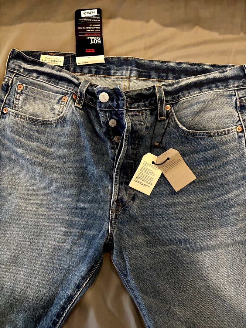 Levi's 501 Original Selvedge (Category: Jeans) located in Makati City. Submitted by bbongg (Listing ID 1447687247, Image 2). Description: Classic Levi's 501 Original Selvedge - Straight cut, Button Fly Closure - Size: W33 L32 - Color: Dark Blue Wash Bought brand new with tag for Php 8k at Levis store Impulse buy, decluttering.