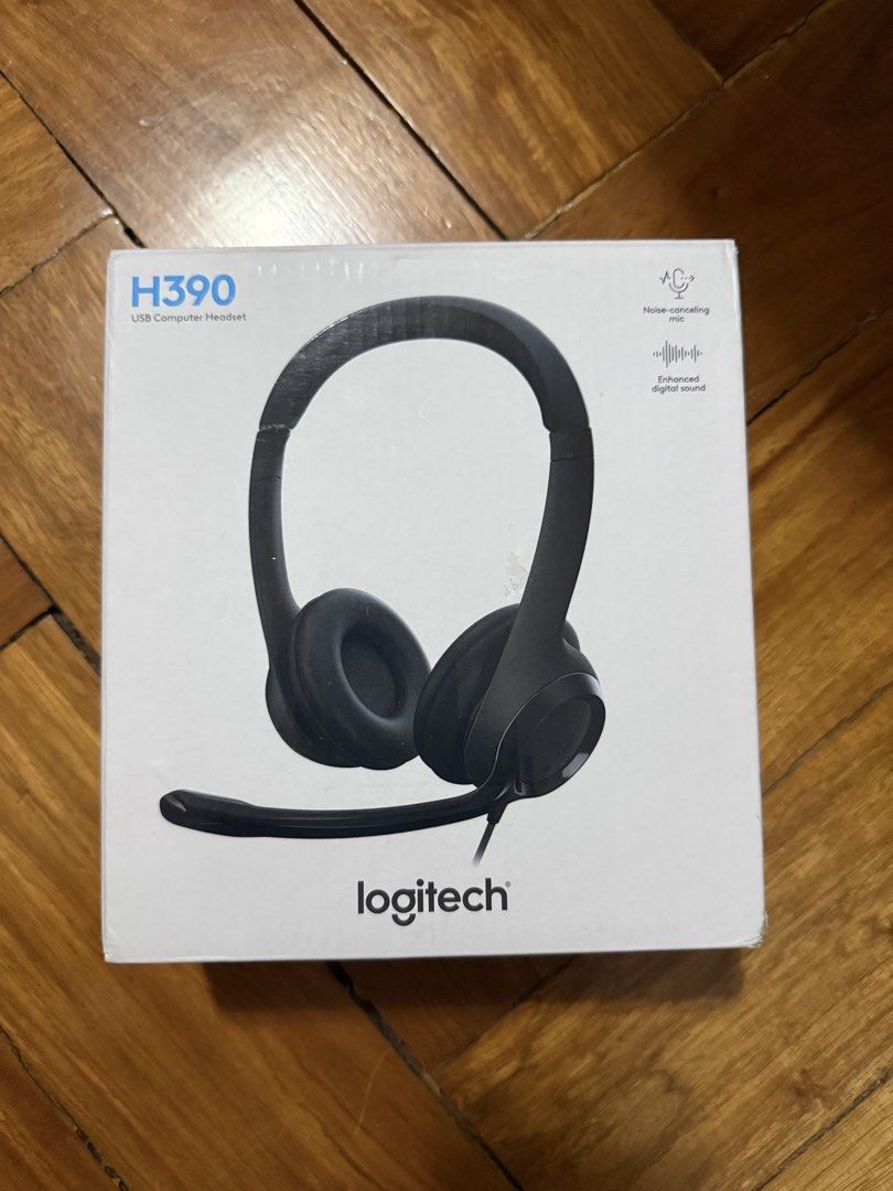 Logitech H390 USB Computer Headset Noise-Canceling Mic (Category: Headphones & Headsets) located in Quezon City. Submitted by thriftyseller (Listing ID 1447863579, Image 1). Description: - Logitech H390 USB Computer Headset - Noise-canceling microphone for crystal-clear calls - Enhanced digital sound quality for immersive audio - Perfect for online meetings, calls, and gaming - Simple plug-and-play USB connectivity Used for 2 months only. .