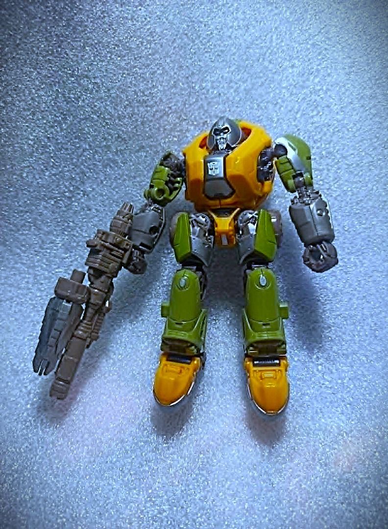 Loose SS80 BRAWN Deluxe Class Hasbro Autobot Transformers (Category: Figurines & Statues) located in Pasay City. Submitted by Chariselyn (Listing ID 1447711737, Image 1). Description: Loose SS80 BRAWN (1,500+sf) Deluxe Class Hasbro Autobot Transformers Series: Movies - Bumblebee, 2018 Scale: 6 inches Stock: 1 Condition: 10/10 Issues: 0 Accessories: complete, no manual Mode of Payment: GCash or through your rider Shipping options: Payment first be