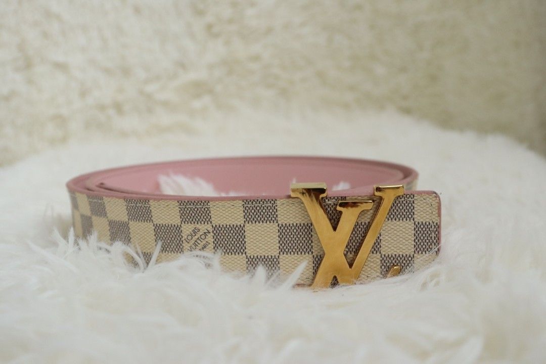 Louis Vuitton Damier Buckle Belt (Category: Luxury Accessories) located in Mandaluyong City. Submitted by amps.ae (Listing ID 1447877655, Image 3). Description: - Guaranteed Louis Vuitton Belt with receipt - Damier Azur REVERSIBLE to Pink Leather - Condition is 9/10 used in occasions - Includes Dust Bag, Box, and Authenticity Cards - Size: 90cm / 36 inches.