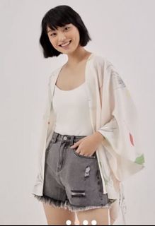 (Category: ) located in . Submitted by clothessss.lover (Listing ID 1447544461, Image 1). Description: .
