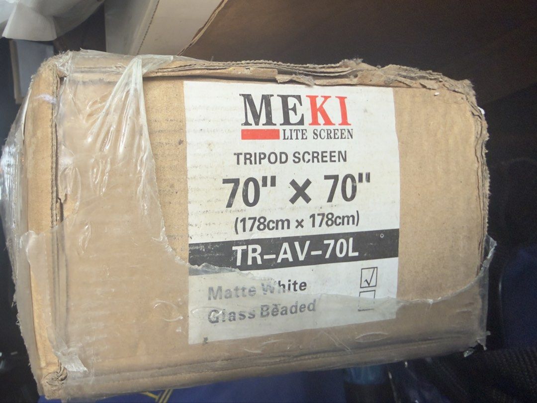 Meki Projector Screen 70x70 (Category: Projectors) located in Las Pinas. Submitted by mheiya (Listing ID 1447752339, Image 1). Description: Meki projector screen 70”x70”. Brand new. Never used. Still in box and sealed. Hex steel casing. Matte white. Natabi lang. hindi na nagamit. Rfs - decluttering.