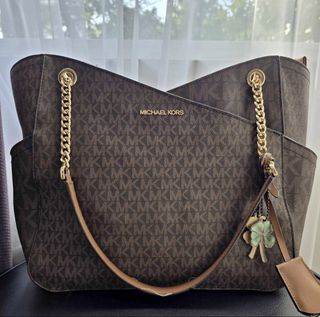 (Kategori: ) berada di . Dikirim oleh dilaby_store (ID iklan 1447769361, Gambar 1). Deskripsi: .