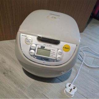 (Category: ) located in . Submitted by pulu.xian.sheng (Listing ID 1447776011, Image 1). Description: .