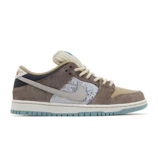 (Category: ) located in . Submitted by sneakersclinic (Listing ID 1447814199, Image 1). Description: .