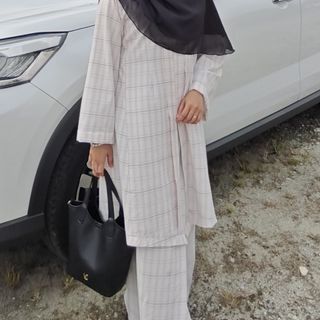 (Category: ) located in . Submitted by preloved_aisya (Listing ID 1447836807, Image 1). Description: .