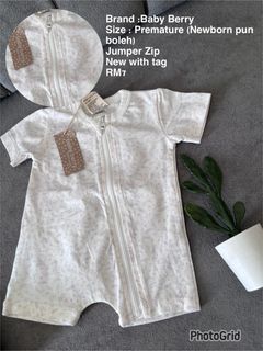 (Category: ) located in . Submitted by __prelovedclothes__ (Listing ID 1447722138, Image 1). Description: .
