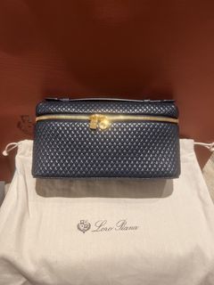 (Category: ) located in . Submitted by so_luxurious (Listing ID 1447827777, Image 1). Description: .