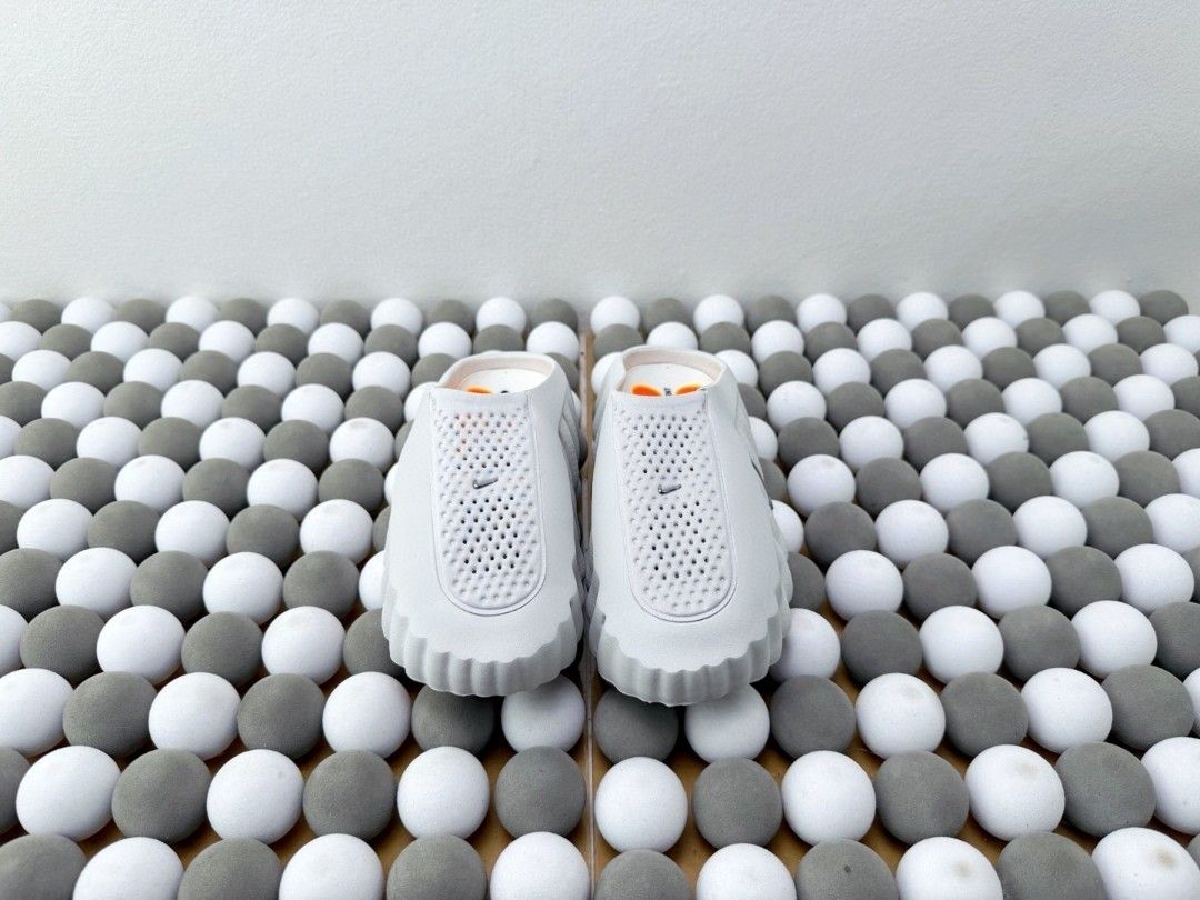nike mind 001 （分類：拖鞋）位於 Hong Kong。 由 online33.hk 提交（商品編號 1447683330，圖片 3）。簡介： 。