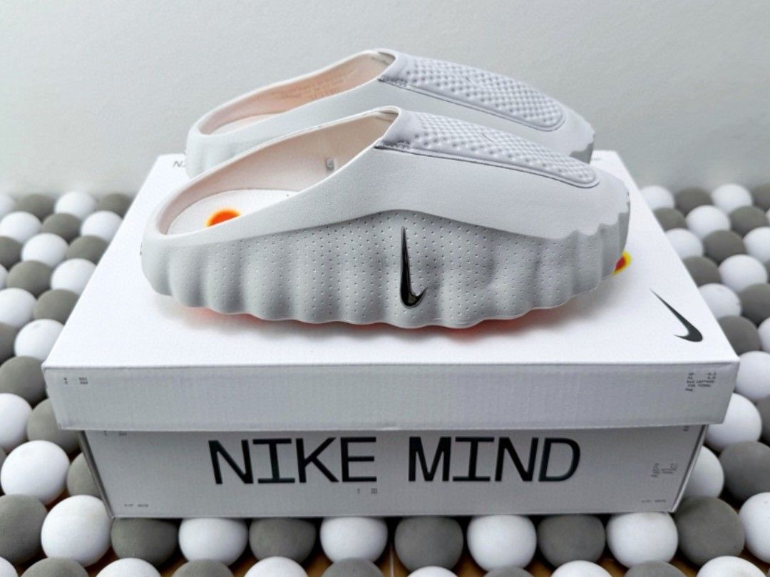 nike mind 001 （分類：拖鞋）位於 Hong Kong。 由 online33.hk 提交（商品編號 1447683330，圖片 1）。簡介： 。