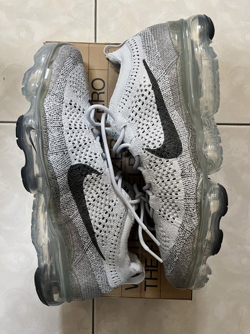 由 randy91509 (刊登 ID 1447719161，圖片 1) 提交，位於 台中市 (Taichung) 的 Nike VAPOR MAX 2023FK (類別：運動鞋、球鞋)，說明： Us11 全新品。