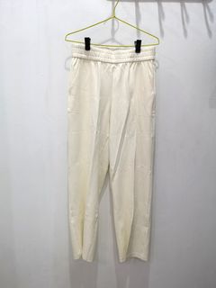 (Kategori: ) berada di . Dikirim oleh newandprelovedfie (ID iklan 1447757991, Gambar 1). Deskripsi: .