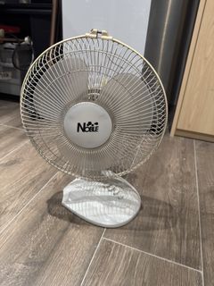 （分類：）位於 。 由 SolidousSnake 提交（商品編號 1447692292，圖片 1）。簡介： 。