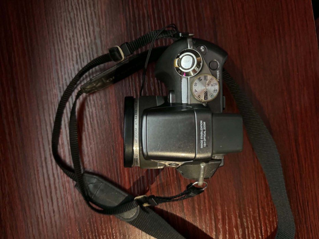 Olympus Sp-55ouz Digicam (NEGOTIABLE) (Category: Cameras) located in Manila. Submitted by digify.co (Listing ID 1447859558, Image 3). Description: Negotiable for sure buyer - Olympus digital camera - 18x optical zoom - 7.1 mp - Pop-up flash - Includes strap - Lens cap included - Screen has cracked (see last photo) OUTPUT NOT AFFECTED Inclusion - Strap - Battey - Unit - Battery Condition: very mild lcd burn, only visible in the dark (will send vid