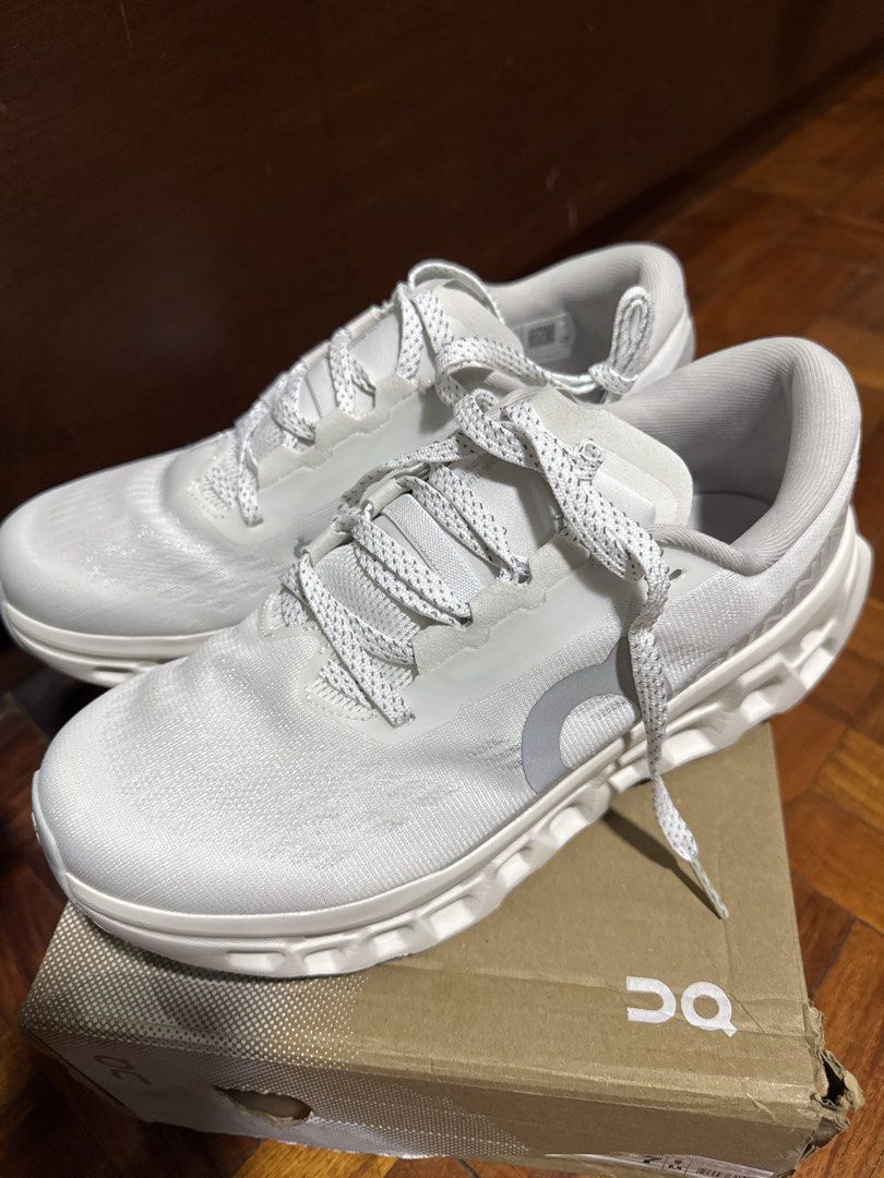 On Cloudmonster 3 Running Shoes White USM 7 (Category: Sneakers) located in Quezon City. Submitted by luckytiger_0204 (Listing ID 1447811877, Image 1). Description: - Brand: On - Model: Cloudmonster 3 - Size: US Men's 7 (EU 40, UK 6.5, JP 25) - Ideal for: Running, everyday wear - Features: Lightweight, comfortable.