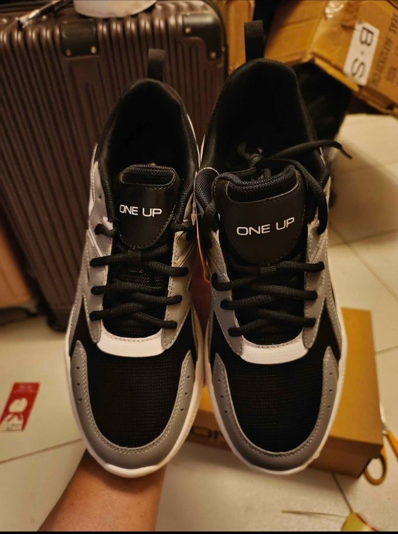 ONE UP by World Balance Sneakers (Category: Sneakers) located in Santo Tomas. Submitted by michael40593 (Listing ID 1447802791, Image 3). Description: One Up by World Balance Pluto Black-Grey Size Euro 42 / US 9 / 26.67 cm Brand New - Brand: ONE UP by World Balance - Color: Black and Grey - Style: Lace-up sneakers - Sole: Chunky white sole - Comfort: Comfortable for everyday wear - Condition: Comes with original box.