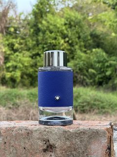 (Category: ) located in . Submitted by aiscentperfume (Listing ID 1447798244, Image 1). Description: .
