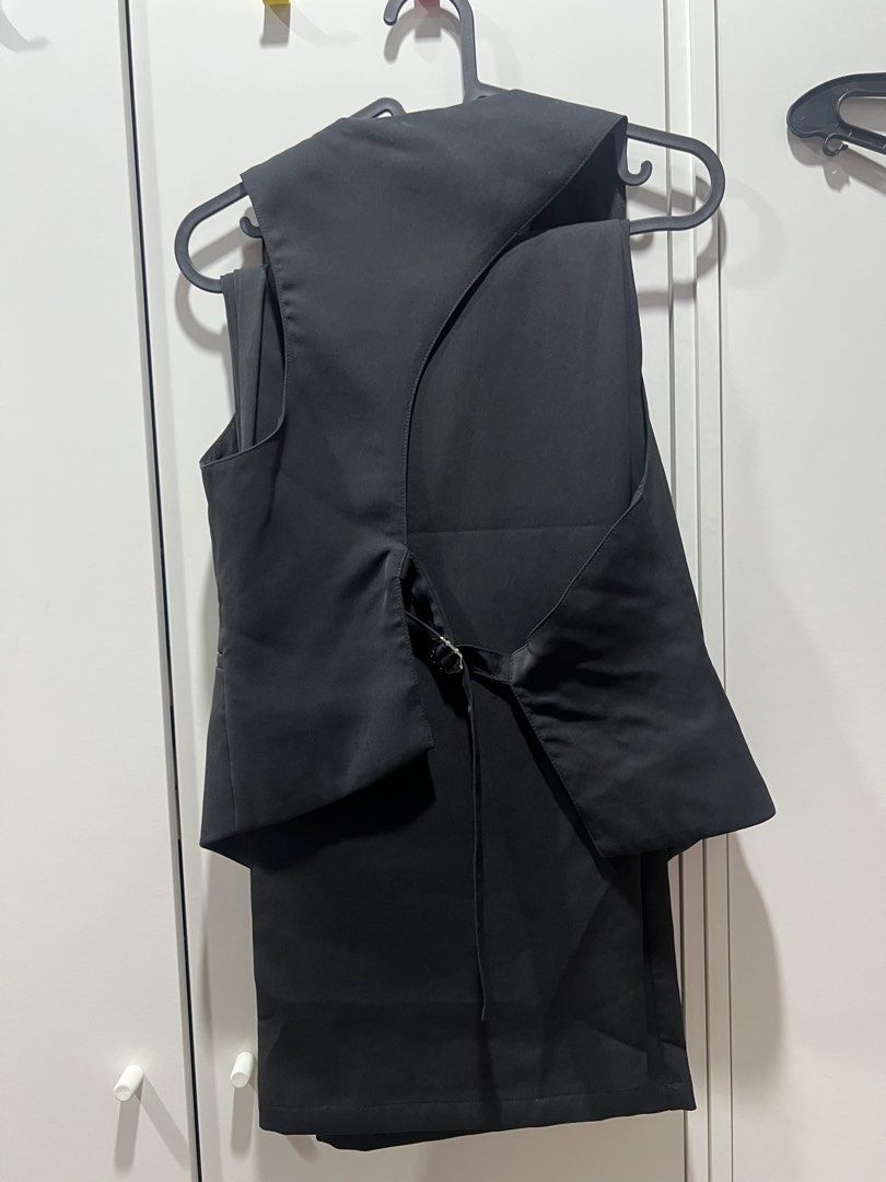 Peony Black Vest and Pants Set (Category: Sets or Coordinates) located in Taguig. Submitted by strutstella (Listing ID 1447865286, Image 2). Description: - Black vest and matching pants set - Vest: Two-button front, adjustable back strap - Pants: Straight leg cut - Ideal for work or smart casual outfits Size is M Never used - forgot na the name of the style .