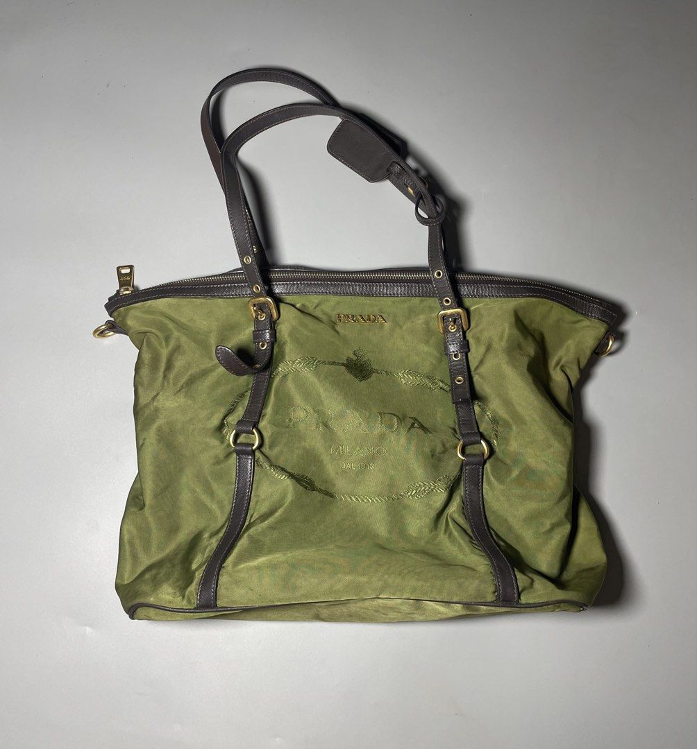 Prada nylon jacquard tote bag (Category: Luxury Bags & Wallets) located in Tacloban City. Submitted by susthriftshop (Listing ID 1447684242, Image 1). Description: Prada Rank ab Sign of use Missing strap .