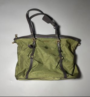 (Category: ) located in . Submitted by susthriftshop (Listing ID 1447684242, Image 1). Description: .
