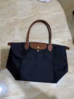 (Kategori: ) berada di . Dikirim oleh prelovednyaakuuh (ID iklan 1447769601, Gambar 1). Deskripsi: .
