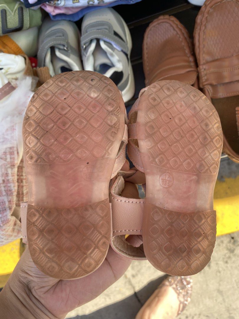 Princess shoes (Category: Flats & Sandals) located in San Juan City. Submitted by braces11 (Listing ID 1447677264, Image 2). Description: For 9-12 months size 17. 3.5-4 inches toddler. Almost 2. Used once to wedding last april. .