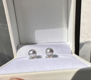 (Category: ) located in . Submitted by happymummylll (Listing ID 1447697982, Image 1). Description: .